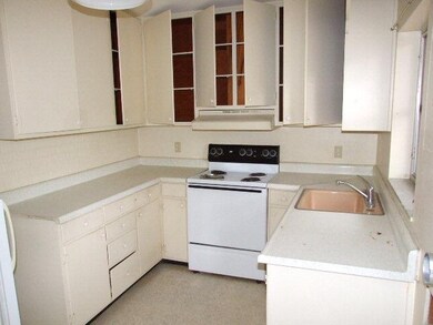 856-B Kitchen