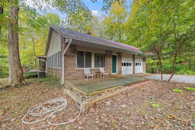 946 E Chambers Pike, Bloomington, IN 47408 - photo 2