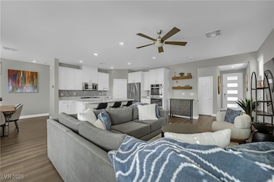 737 Foreign Reef Way, Las Vegas, NV 89138 - photo 5