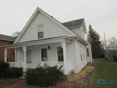 215 N Elm St, Woodville, OH 43469 - photo 3