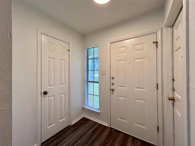 9315 Kempler Dr unit B, Austin, TX 78748 - photo 3