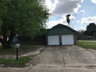 1339 Diplomat Way, Houston, TX 77088 - photo 2