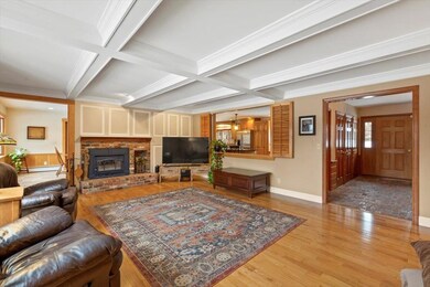 553 Daniels Rd, Shaftsbury, VT 05262 - photo 5