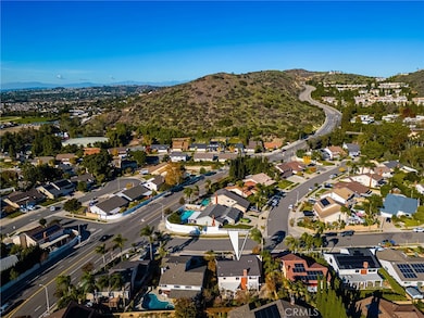 5444 E Partridge Ln, Orange, CA 92869 - photo 7