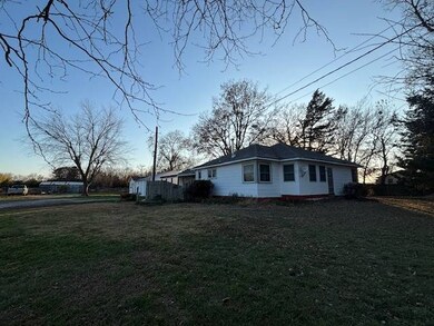 1517 Housatonic St, Burlington, KS 66839 - photo 4