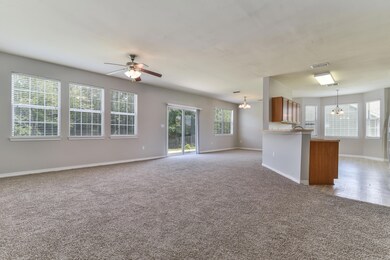 124 Peoria Blvd Crestview-LoRes-15