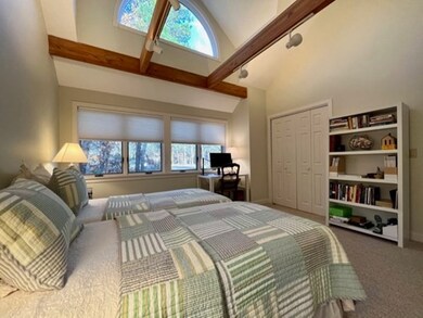 1 Meetinghouse Village Way unit 1  ED335, Edgartown, MA 02539 - photo 4