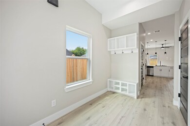 8015 Venus St unit A/B, Houston, TX 77088 - photo 7