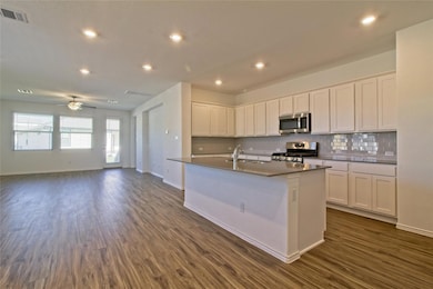 834 Affazia Ln unit 59, Georgetown, TX 78628 - photo 6