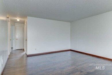 1220 Garland St, Nampa, ID 83686 - photo 4