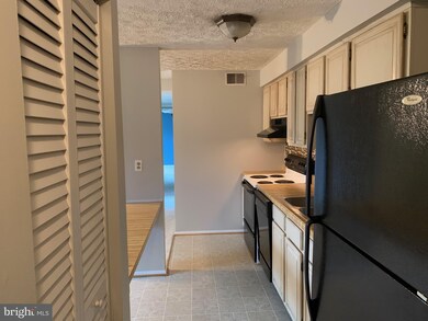 19617 Gunners Branch Rd unit C, Germantown, MD 20876 - photo 5