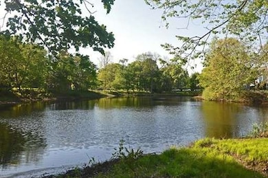 35 Merrymount Rd unit 2, Quincy, MA 02169 - photo 2