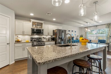 3404 W Charlotte St, Broken Arrow, OK 74011 - photo 6