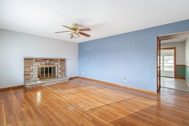 1278 Cranwood Square South-6.jpg-SMALL