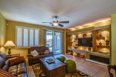 family room 2