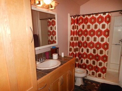 bathroom (2)