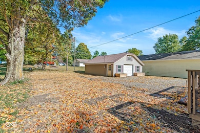 208 W Main St, Mount Summit, IN 47361 - photo 5