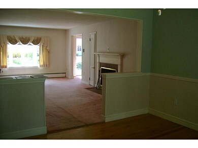 24 Edgewood Dr, Barrington, RI 02806 - photo 4