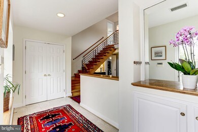 6610 Rannoch Rd, Bethesda, MD 20817 - photo 2