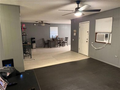 124 Prince Collins St, Houma, LA 70364 - photo 3