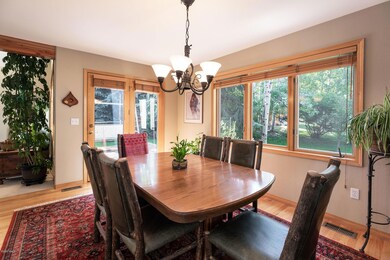 90_lupine_a_interior_dining