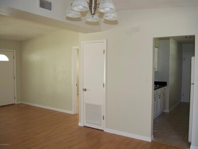 530 Mendel Ln, Titusville, FL 32796 - photo 4