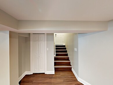 2900 W Glenlake Ave, Chicago, IL 60659 - photo 5