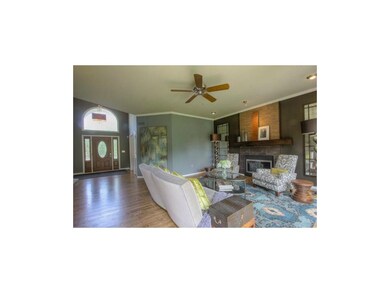 8349 Hallet St, Lenexa, KS 66215 - photo 6