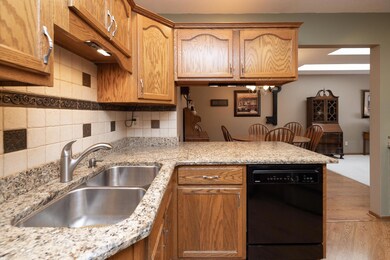 1728 Cobblestone Ct, Red Wing, MN 55066 - photo 3