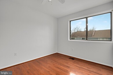 18530 Bay Leaf Way, Germantown, MD 20874 - photo 4