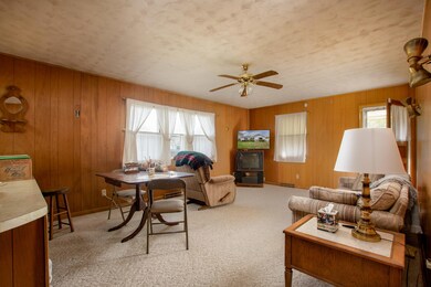 2021 W Olive St-8