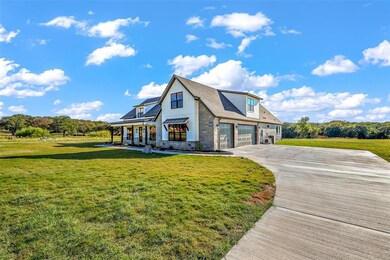 2023 Adelles Ln, Weatherford, TX 76087 - photo 3