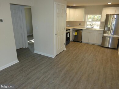 309 Monticello Dr, Colonial Beach, VA 22443 - photo 6