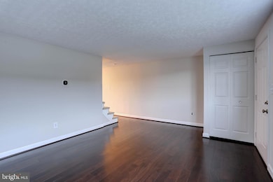 1129 Circle Dr, Halethorpe, MD 21227 - photo 3