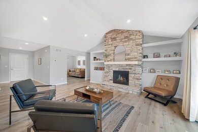 2974 N Fairway Ave, Rolling Prairie, IN 46371 - photo 4