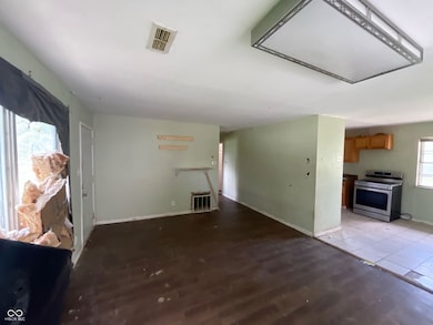 26 E Stop 13 Rd, Indianapolis, IN 46227 - photo 2