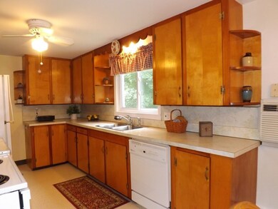 9 Sunnyside Terrace, South Grafton, MA 01560 - photo 7