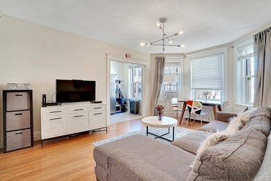 118 Riverway unit 18, Boston, MA 02215 - photo 2