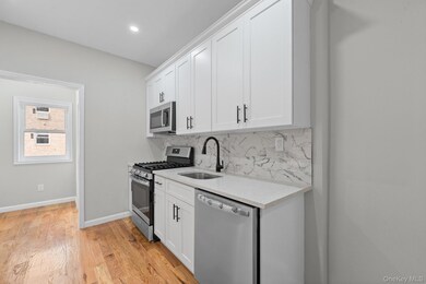 12805 116th Ave, South Ozone Park, NY 11420 - photo 4