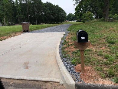 411 Dellinger Rd, Shelby, NC 28152 - photo 6