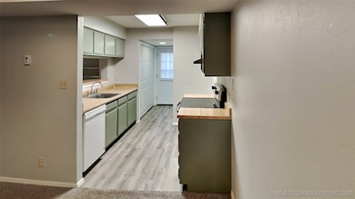 6378 S 80th East Ave unit E, Tulsa, OK 74133 - photo 7