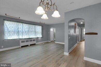 215 E Keller St, Mechanicsburg, PA 17055 - photo 3