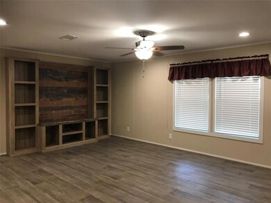 2210 Oak Valley Ln, Corsicana, TX 75110 - photo 6