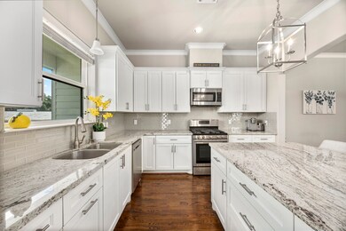 827 Wakefield Dr unit A, Houston, TX 77018 - photo 7