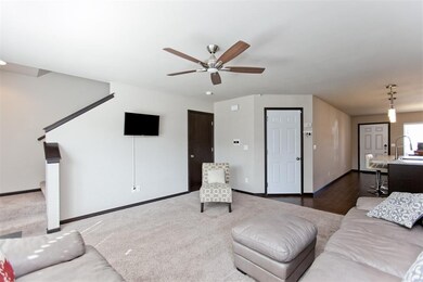 211 10th Ave SW, Cedar Rapids, IA 52404 - photo 6