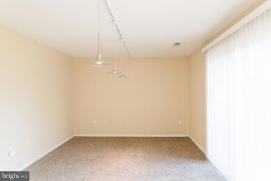 3407 Carriage Ct, North Wales, PA 19454 - photo 6