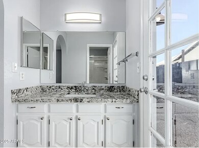 8043 W Dahlia Dr, Peoria, AZ 85381 - photo 6