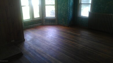 321 Welwood Ave, Hawley, PA 18428 - photo 5