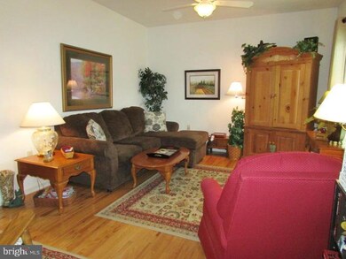 1982 Ashley Dr, Chambersburg, PA 17201 - photo 5