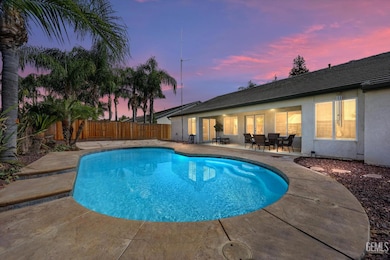 11326 Valletta Ave unit 2, Bakersfield, CA 93312 - photo 2